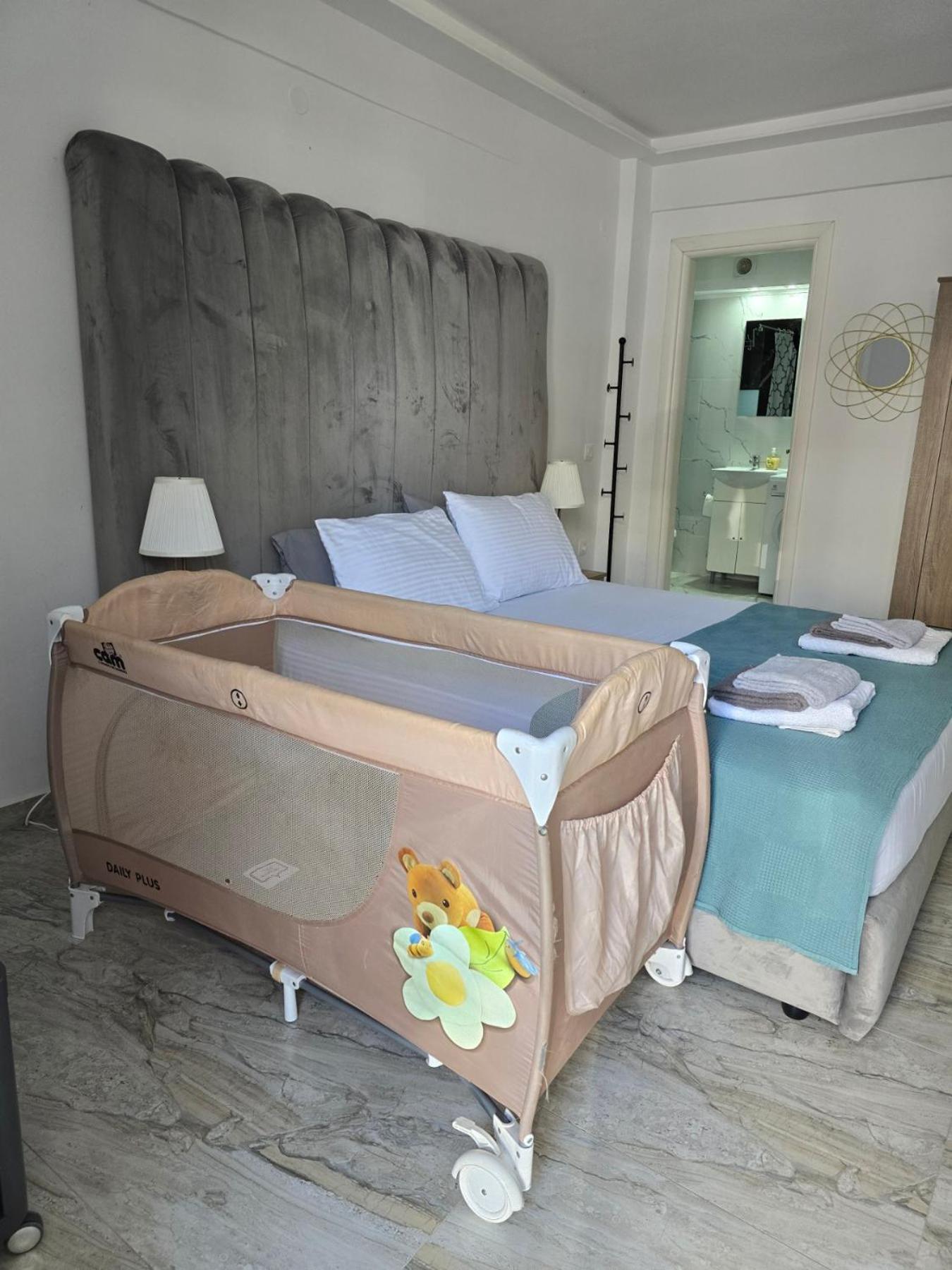 Apartamento Mila Deluxe Peraía Exterior foto