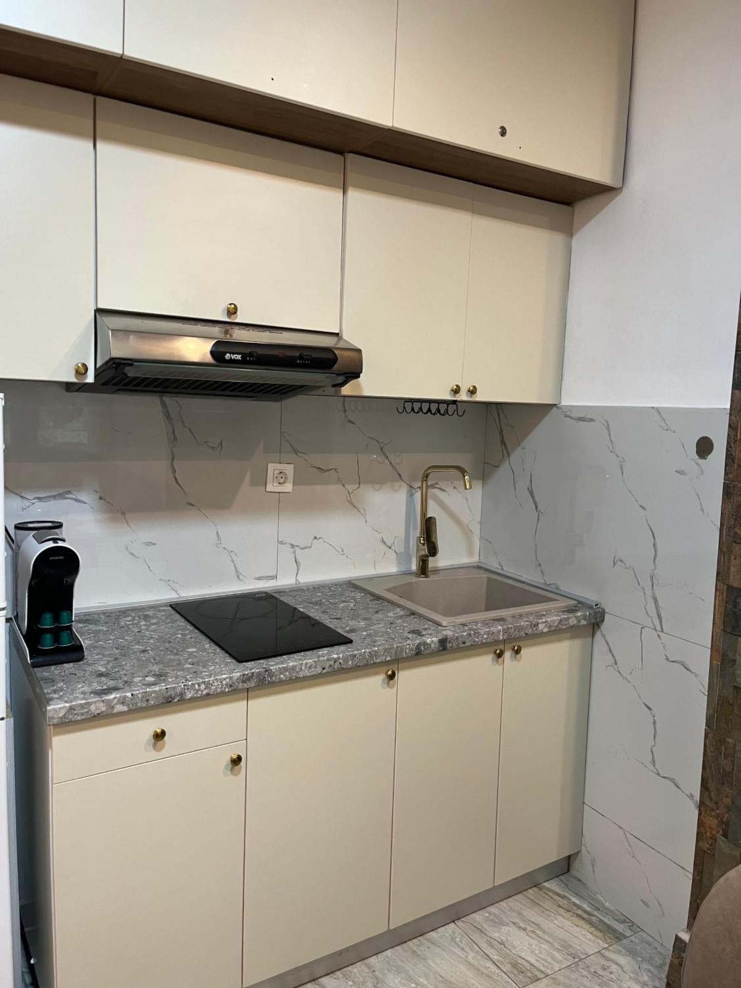 Apartamento Mila Deluxe Peraía Exterior foto